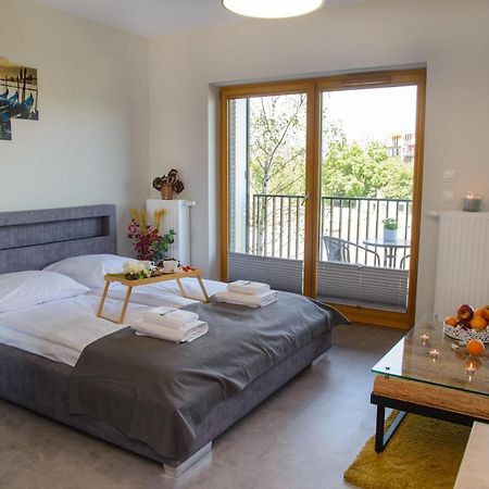 Maya'S Flats & Resorts 15 - Nadmotlawie Гданск Екстериор снимка